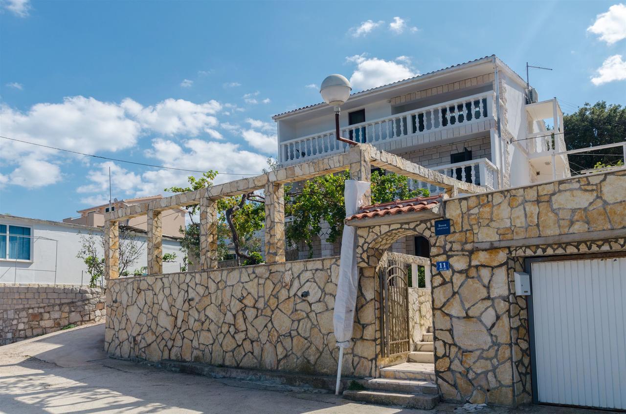 Apartment Barba Rogač Exterior foto